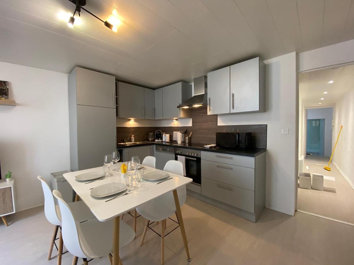 Les Cosy De Nancy - Mister Charles Sous Les Toits, Place Du Marche 4* מראה חיצוני תמונה